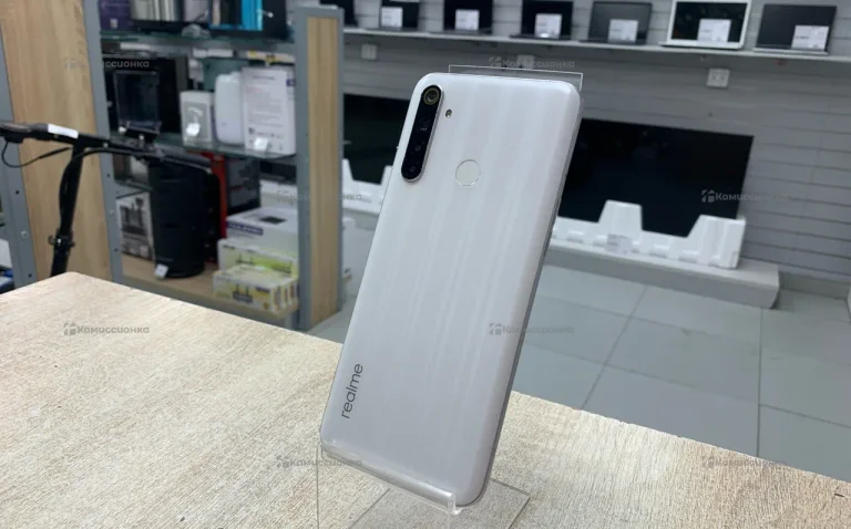 Realme 6i 4/128 ГБ