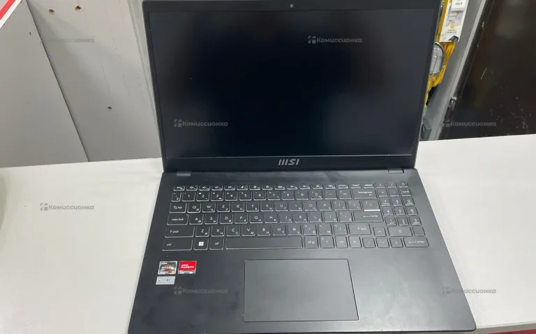 Ноутбук  MSI