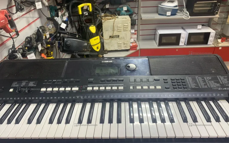 Синтезатор Yamaha PSR-E433