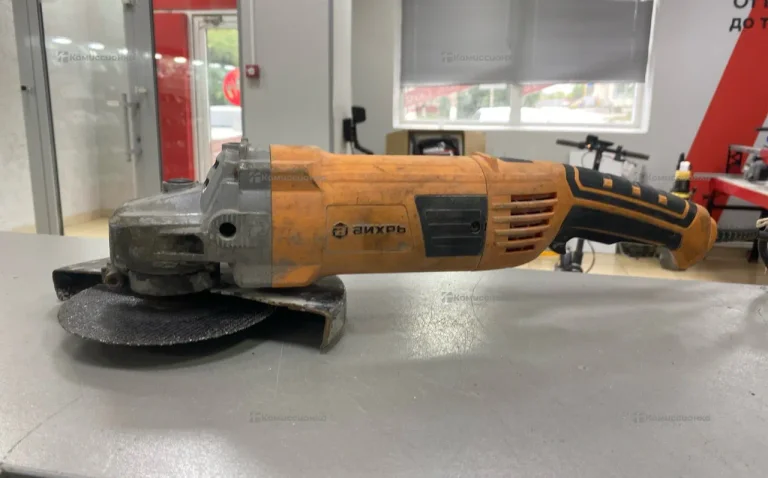 УШМ Вихрь УШМ-230/2300
