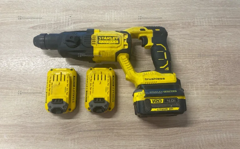Перфоратор Stanley FMCD900