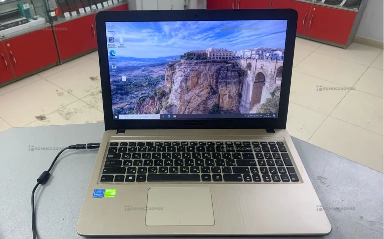 Ноутбук Asus D540N Gtx 920mx