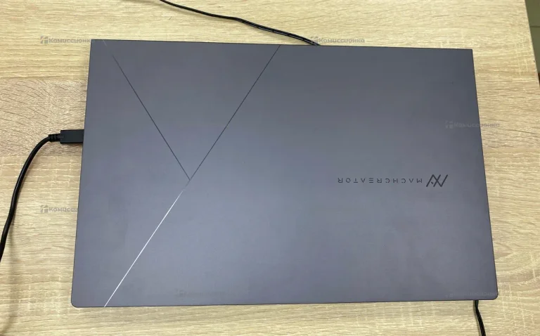 Ноутбук  Machcreator One R5