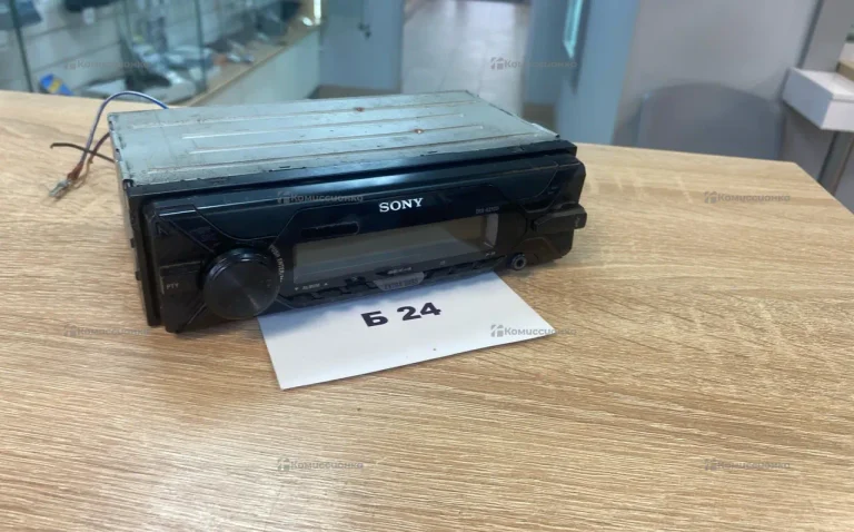 Автомагнитола  Sony DSX-A210UL