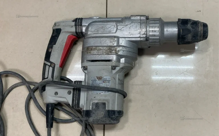 Перфоратор Ресанта П-40-1600КМ