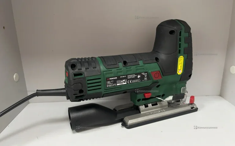 Лобзик Parkside PSTK 800 F4
