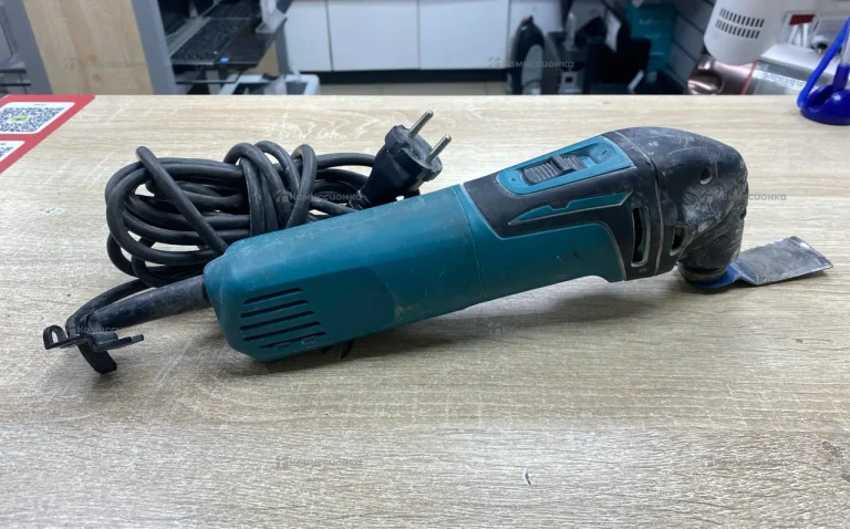 Реноватор Makita TM3000C
