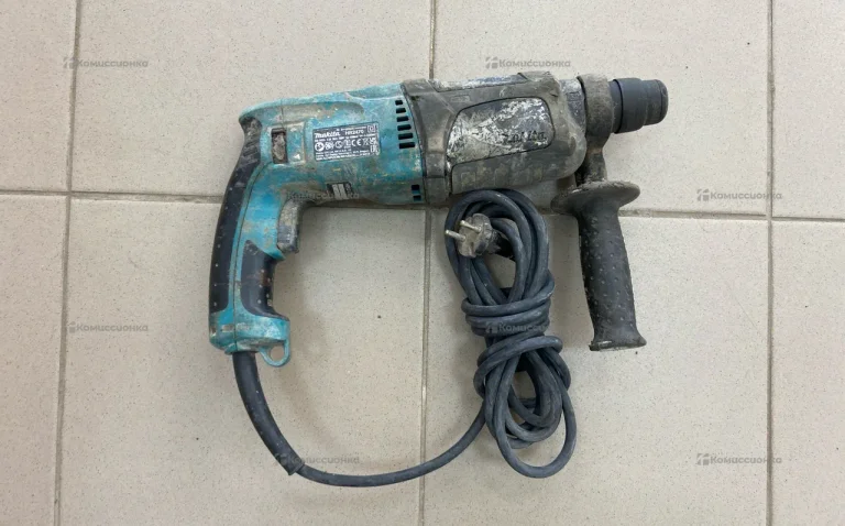 Перфоратор Makita HR2470