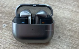 Купить наушники Samsung galaxy buds 3 pro б/у , в Челябинск Цена:4900рублей
