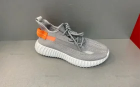 Купить Кроссовки Yeezy 350 37р б/у , в Самара Цена:1200рублей