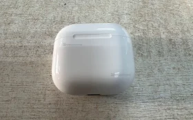 Купить Наушники  AirPods 4 б/у , в Москва и область Цена:6900рублей