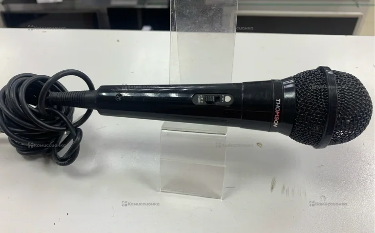 Микрофон Thomson m135