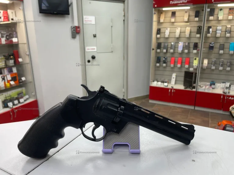 Пневматический револьвер crosman 357