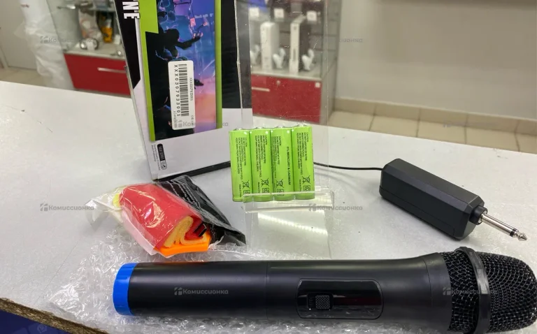 Микрофон студийный