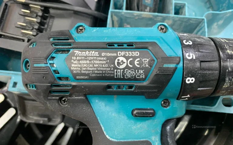 Шуруповерт Makita DF333D