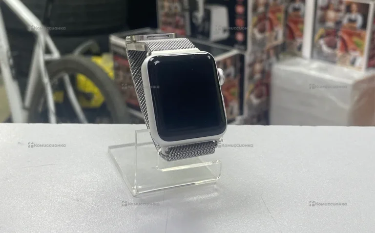 Часы  Apple Watch SERIES 3