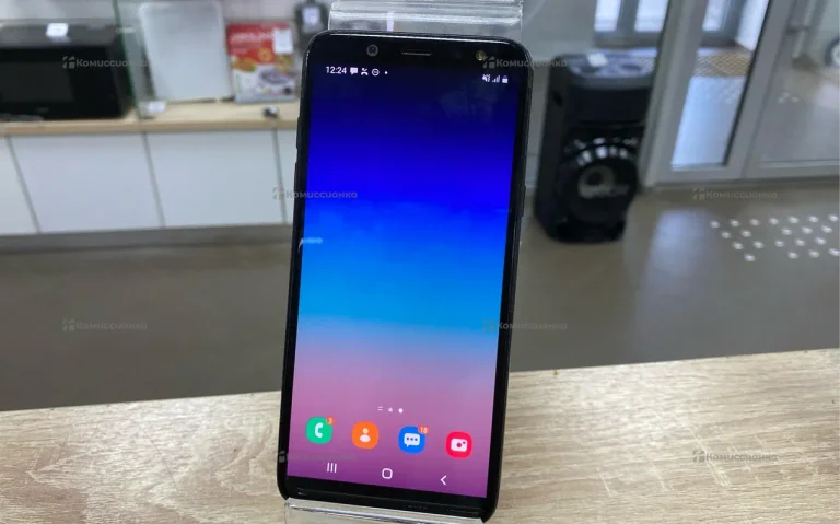Samsung Galaxy A6 (2018) 3/32 ГБ