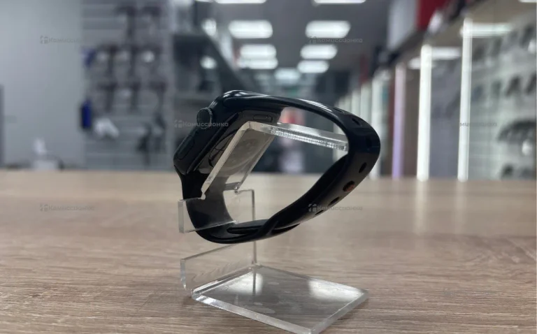 Часы  Apple Watch Series 8 41mm