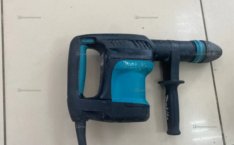 Отбойный молоток Makita HM0870C