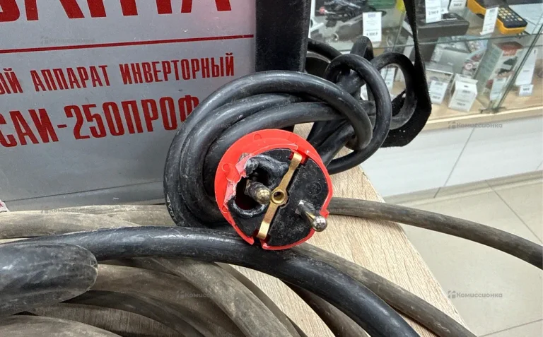 Сварочный аппарат Ресанта САИ-250 ПРОФ