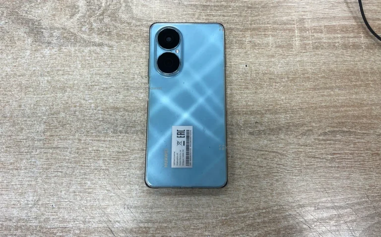 Huawei nova Y73 8/128 ГБ