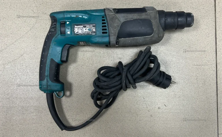 Перфоратор Makita HR2470