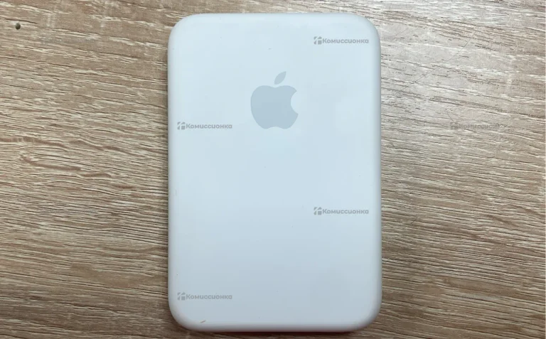 Power bank Apple