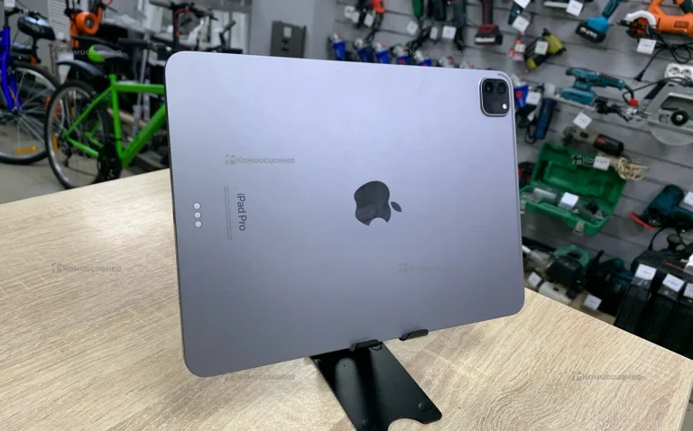 Apple iPad Pro 11-inch (4th Generation) 8/128 Гб