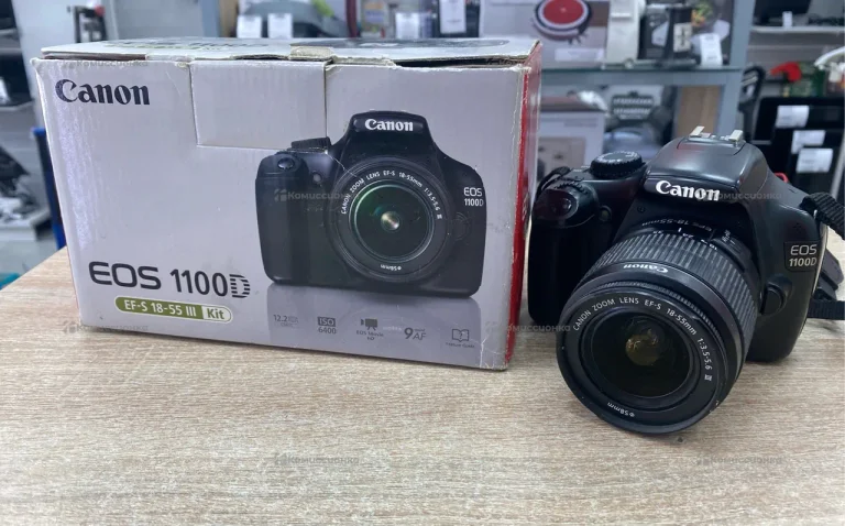 Фотоаппарат  Canon EOS 1100D