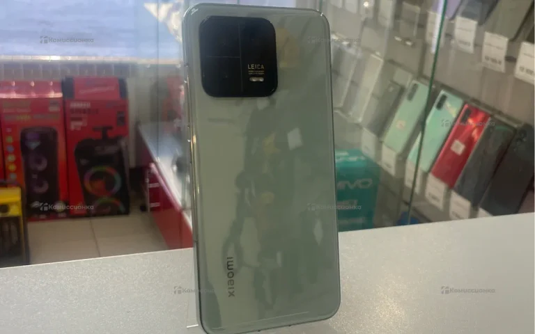 Xiaomi 13 12/512 ГБ