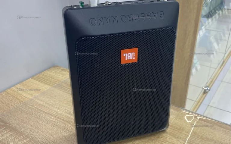 Усилитель  JBL BASS PRO NANO