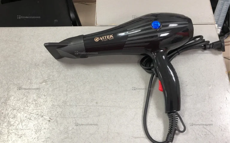 фен Vitek 3244