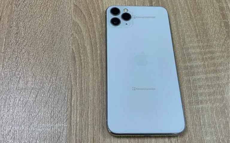 Apple iPhone 11 Pro Max 4/64 ГБ