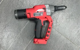 Купить Заклепочник аккумуляторный Milwaukee m18 oneFPRT б/у , в Москва и область Цена:59900рублей