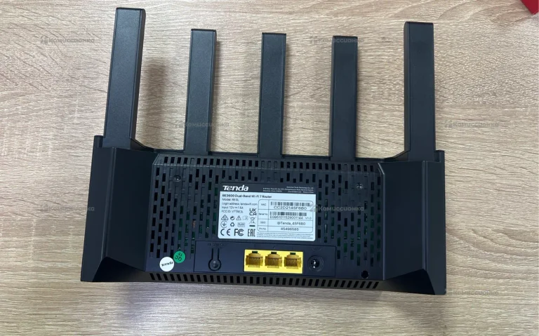 Wi-Fi роутер Tenda RE3L BE3600
