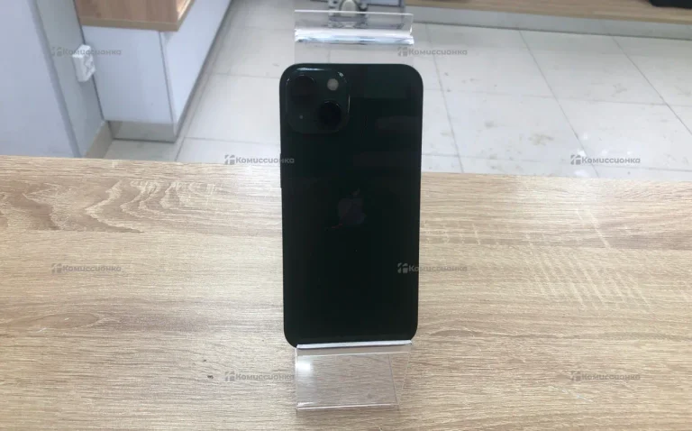 Apple iPhone 13 4/128 ГБ