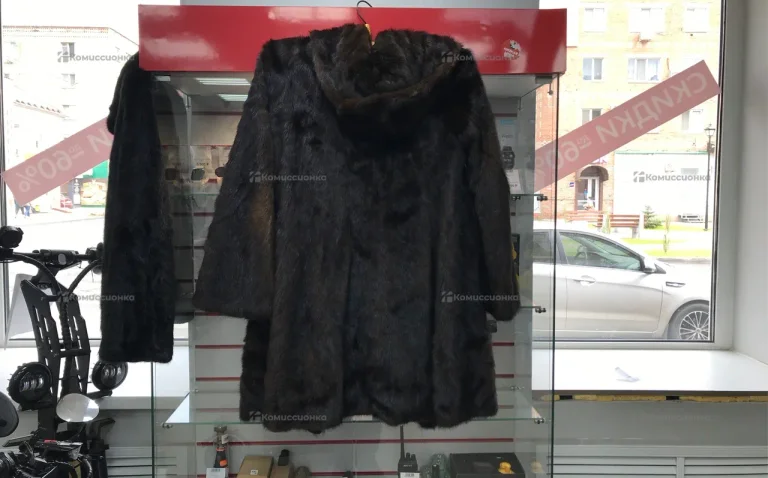 Норковая шуба 46р