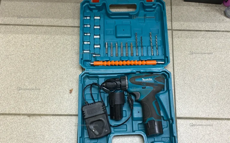 Шуруповерт Makita реплика
