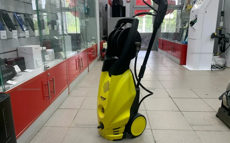Мойка высокого давления Huter W135-AR
