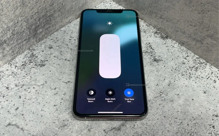 Apple iPhone 11 Pro Max 4/64 ГБ