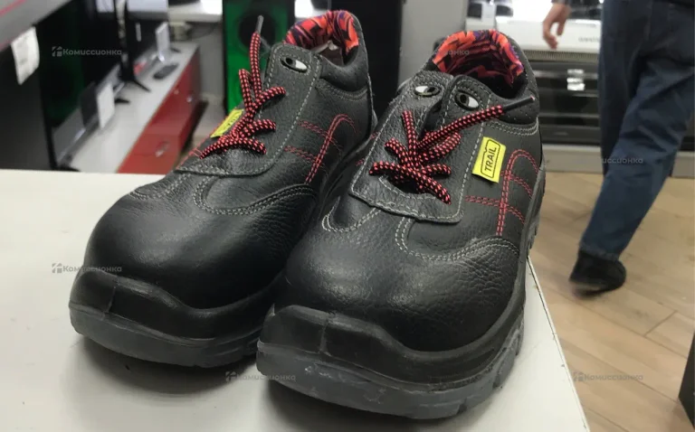 Ботинки кожаные 37 размер