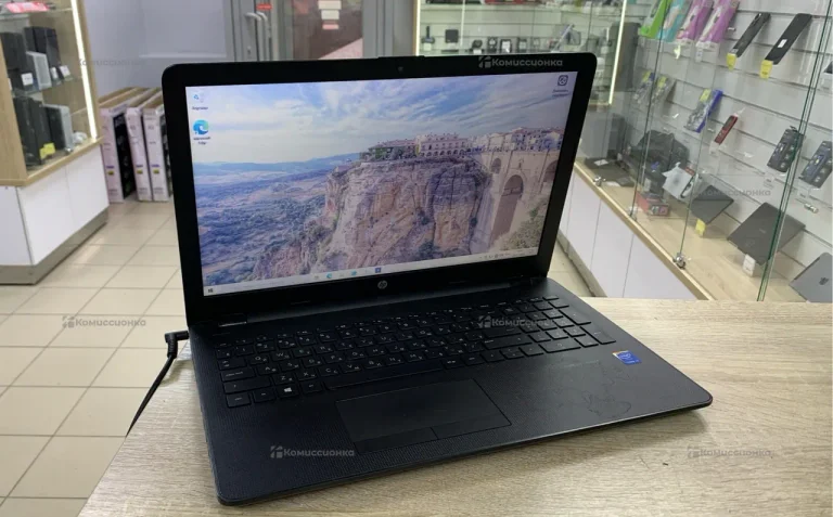 Ноутбук HP Laptor 15-bs1xx