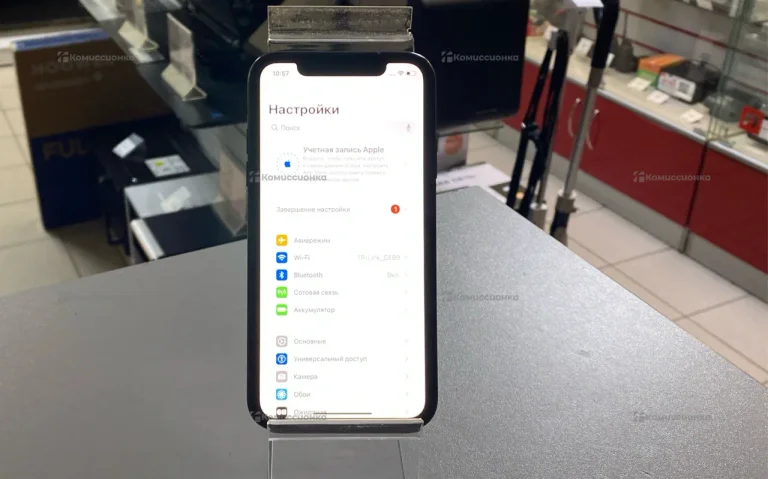 Apple iPhone XR 3/64 ГБ