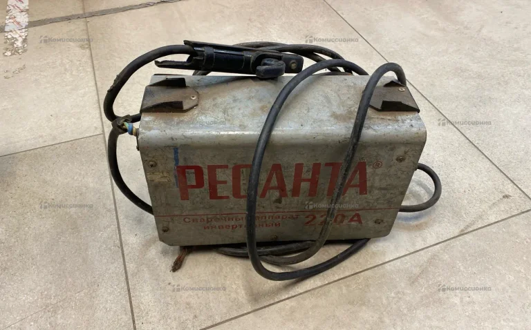Сварочный аппарат Ресанта САИ 220А