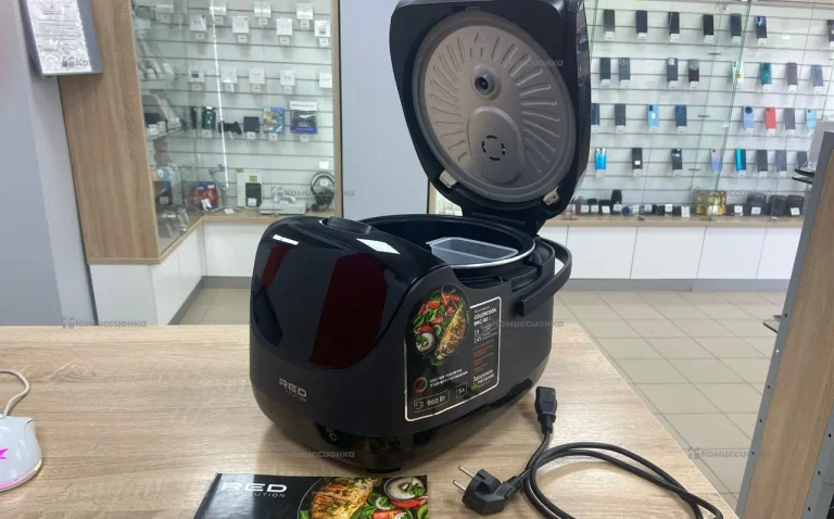 Мультиварка  Red Solution RMC-88