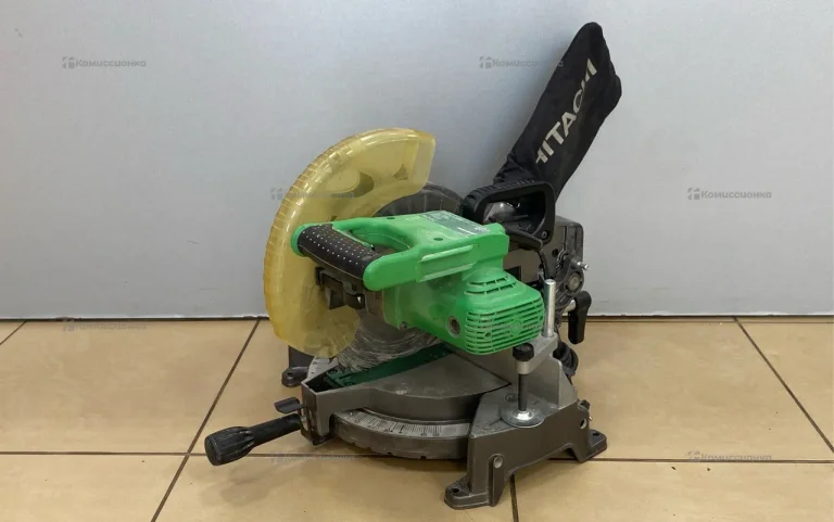Торцовочная пила Hitachi C10FCE2