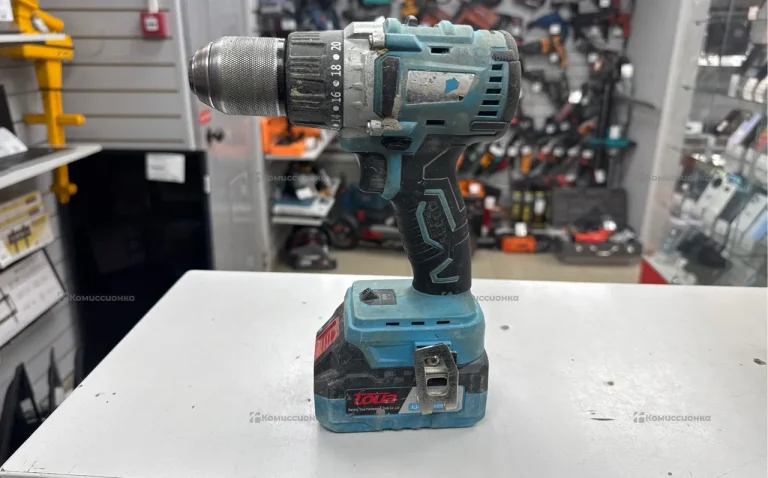 Аккумуляторный шуруповерт DBLID180