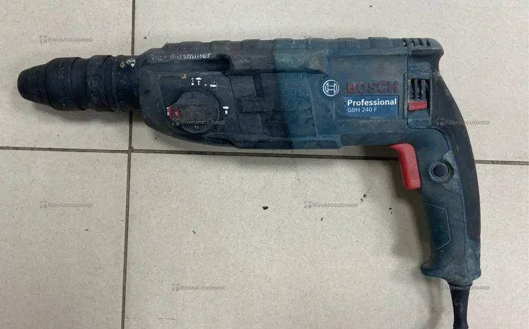 Перфоратор Bosch GBH 240F