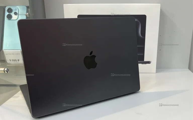 Ноутбук  MacBook Pro 14 M5