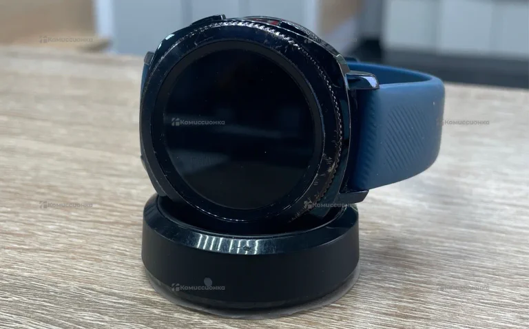 Часы Samsung Gear Sport